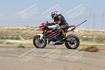media/Sep-01-2025-Lets Ride (Mon) [[4370d11284]]/B Group/1220pm (Wheelie Bump)/